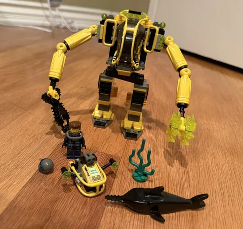 LEGO Alpha Team AT Aquatic Mech 4789 - Has All Pieces - Needs Rubber Band