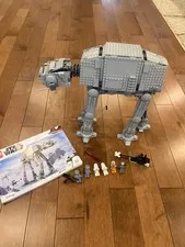 LEGO Star Wars AT-AT Walker 75288 With Minifigures and manual