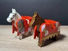 LEGO Castle Rare Vintage Horse Minifigure with Lion Barding LOT OF 2 Broken Clip