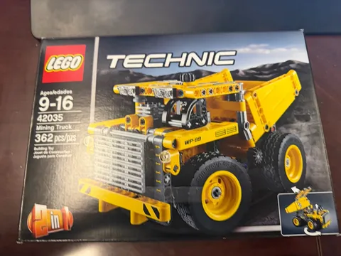 LEGO TECHNIC: Mining Truck (42035)