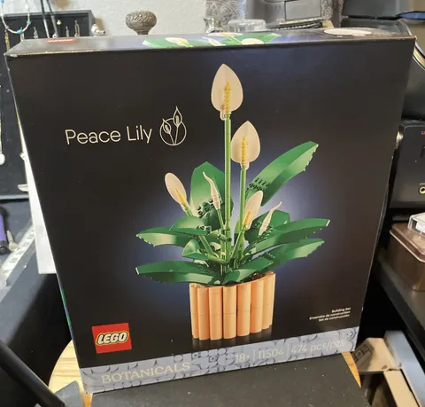 LEGO Botanicals Peace Lily Set 11504, 474 Pieces, 18+, Boxed
