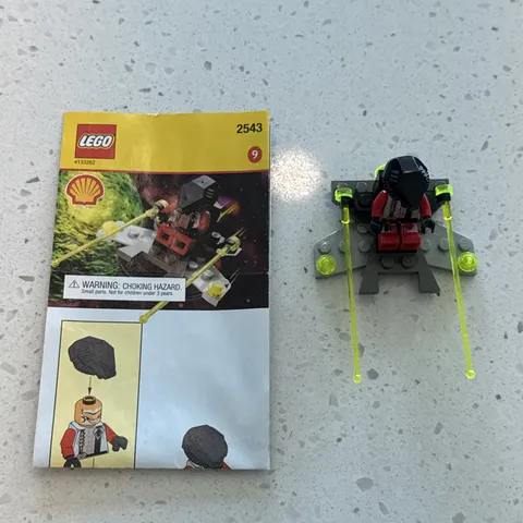 LEGO System: Spacecraft (2543)  Complete w Minifigure & Instructions