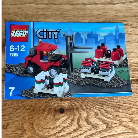 LEGO City 7898 Cargo Train Deluxe Instruction Manual Booklet 7 Forklift Cargo