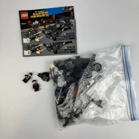 LEGO DC Comics 76045 Kryptonite Interception w/ Instructions & Minifigures