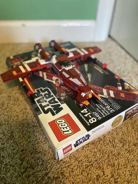 LEGO Star Wars 9497 Republic Striker-class Starfighter w/Box