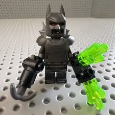 Heavy Armor Batman Minifigure - LEGO DC Kryptonite Weapons sh0528