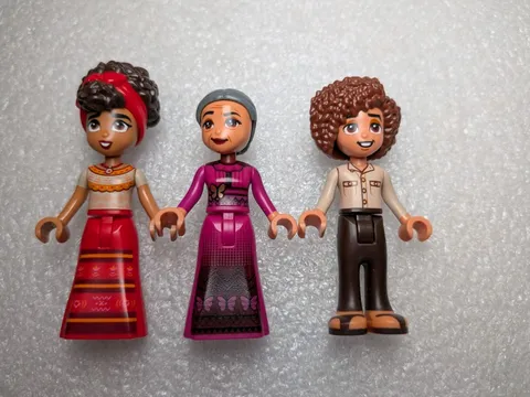 Lego Disney Encanto Minifigure Set from #43202 Madrigal House Replacements