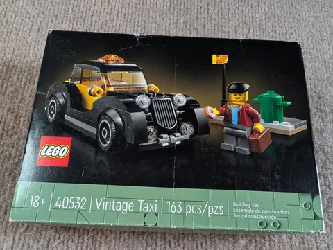 LEGO 40532 Vintage Taxi Sealed 163 Pieces Box Damage *Read*