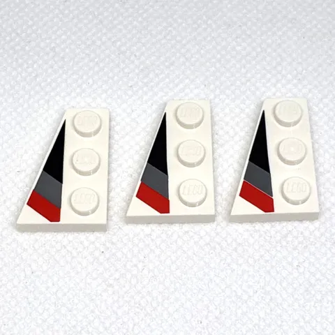 LEGO Parts White Wedge, Plate 3 x 2 Left Racing Stripes 43723pb01 X 3 (76897)