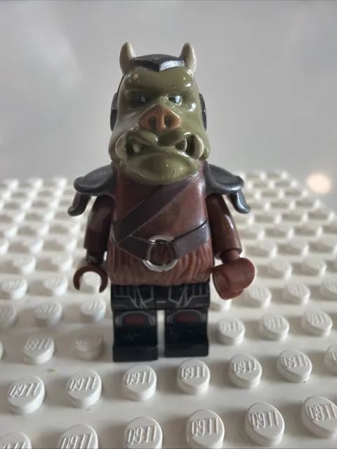 Lego Star Wars Gamorrean Guard Minifigure from set 75397 (Jabba's Sail Barge)