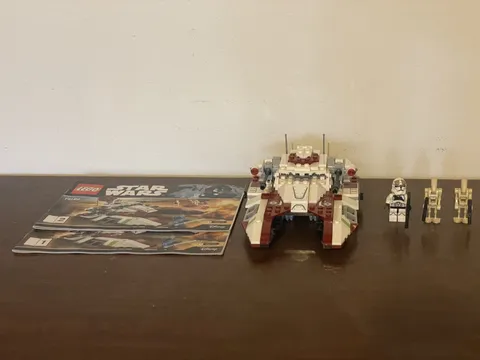 Lego Star Wars Republic Fighter Tank 75182 Missing Aayla Secura