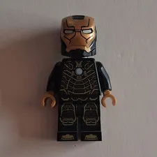 LEGO Marvel Iron Man Minifigure Black Suit w/ Gold Print & Helmet