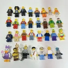 Lego Classic Minifigure Lot Of 31 Vtg Astronaut Cyber Drone Disney Daisey Duck