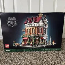 LEGO® Set 10350 - Tudor Corner - NEW/SEALED/MINT