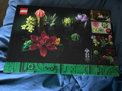 LEGO Botanical Collection Succulents Set 10309 771 Pieces New Sealed Damaged Box