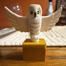 LEGO Harry Potter Hedwig White Printed Owl Figure w/ Tan Yellow Brick 1pc