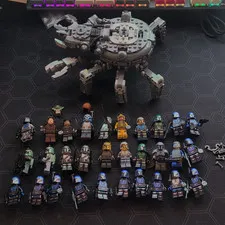 LEGO Star Wars Minifigure Lot w/ Spider Tank Droid