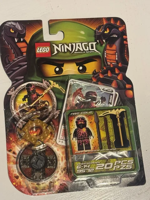 Lego Ninjago Masters of Spinjitzu NRG Cole 9572 Battle Spinner Spinja 2012
