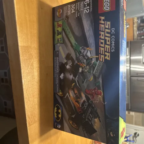 LEGO 76012 DC Comics Super Heroes: Batman Riddler Chase Retired 2015 NIB