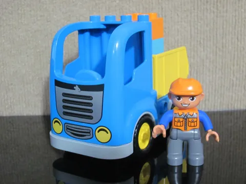 Lego Duplo 10812 Truck with Construction Worker & Load