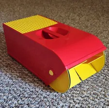 Vintage LEGO Brick Vac 6840 Vacuum Picker Upper 1991