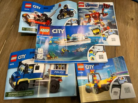 Lot of  5 LEGO Instruction Manual Booklets- Some Lego City Instructions