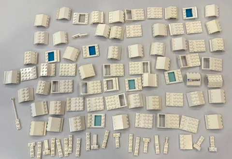 LEGO lot 90 pair Vintage White hinge specialty modified  Castle Pirate Space
