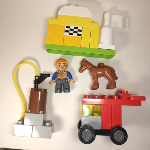 Lego Duplo Assorted Lot 25 Pieces - Horse, Construction Worker and More 