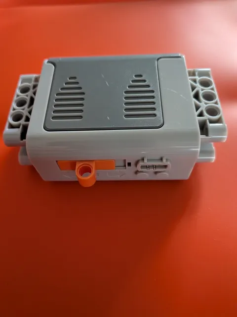 PF POWER Unit FUNCTIONS 9V BATTERY BOX 4X11X7 ORANGE SWITCH New # Stock # 1351