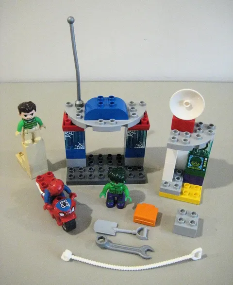Lego Duplo 10876 Spider Man Hulk Adventure Complete