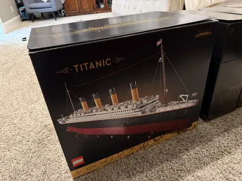 LEGO Icons: Titanic (10294) Box And Instruction Books Only**NO LEGO** FREE SHIP