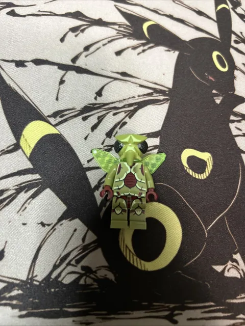 LEGO Winged Mosquitoid Minifigure GS003 Galaxy Squad 2013 Missing Antennae