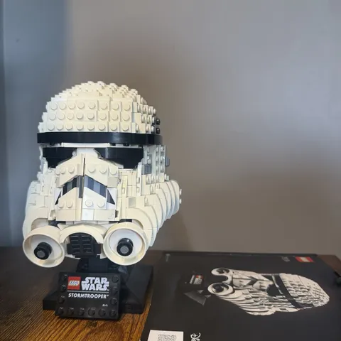 LEGO Star Wars Stormtrooper Helmet 75276 Helmet Collection 647 pcs Stand 18+