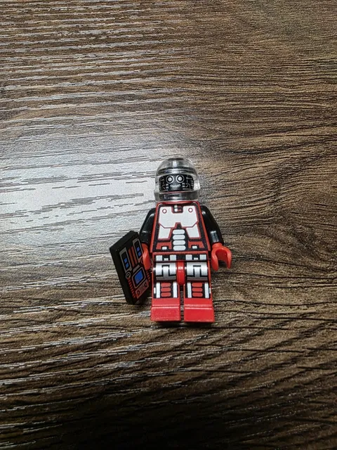 LEGO Spyrius Droid Major Kartofski Minifigure (#SP041) - Brand New / Good Prints