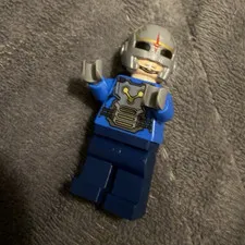 Lego marvel-17 mini figs