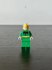 LEGO Super Heroes Iron Fist Minifigure (sh0041) From Set 6873 Genuine Rare!