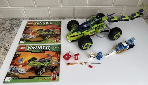 Lego Ninjago 9445 Fangpyre Truck Ambush All Minifigs, Accessories & Instructions