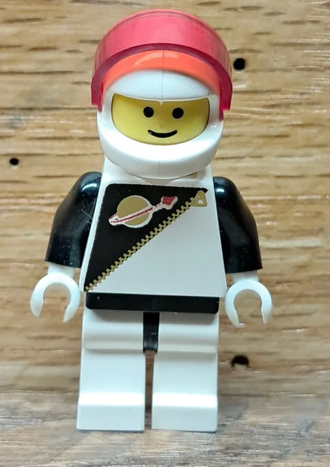 Black Futuron Spaceman 6810 6885 6703 Classic Space Logo 1980s LEGO Minifigure