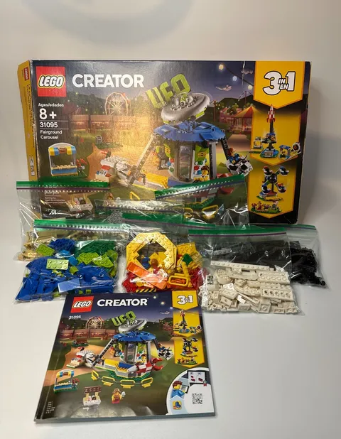 LEGO Creator 3 in1 #31095 Fairground Carousel/UFO- Complete set-READ