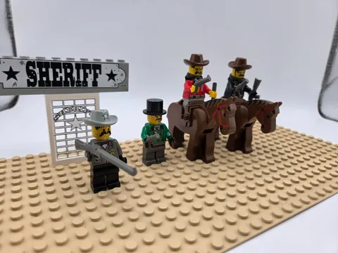 Lego Western Minifigures Lot 4 +2 horses and Accessories No baseplate
