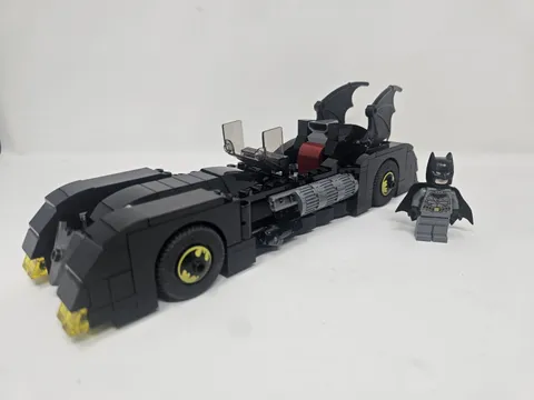 LEGO DC Superheroes Batman Batmobile Pursuit of The Joker 76119 (incomplete)