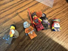 GREAT LOT OF FIVE RANDOM LEGO MINI FIGURES WITH FREE SHIPPING