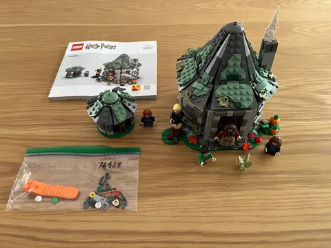 LEGO Harry Potter - Hagrid's Hut: An Unexpected Visit (76428)