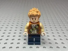 LEGO Minifigure Owen Grady - Lime Canisters No: jw066 Jurassic World Alt. Hair