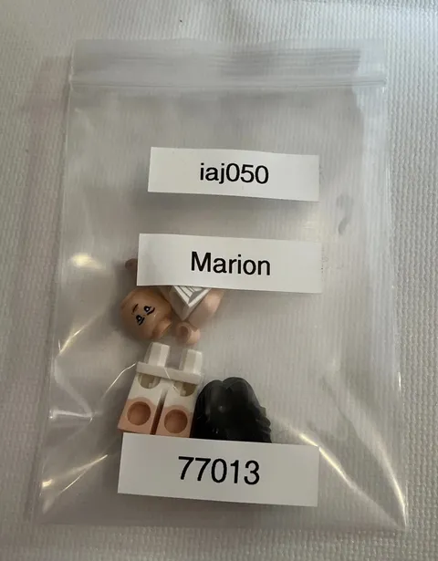 LEGO Marion Ravenwood Minifigure White Dress 77013 Indiana Jones Lost Tomb NEW