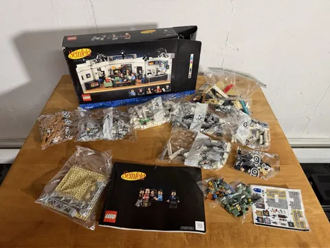 LEGO Ideas Seinfeld Apartment 21328 Open Box INCOMPLETE w/ Sealed Bags & Manual