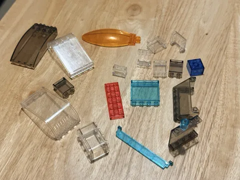 LEGO Lot 18 Transparent Clear Pieces Windscreens Canopies Replacement Parts