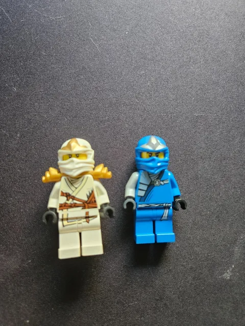 Lego Ninjago: Zane (ZX - Shoulder Armor) & Jay (ZX - Shoulder Armor) minifigures