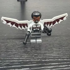 Lego Falcon 76050 Gray Red Wings Civil War Avengers Super Heroes Minifigure