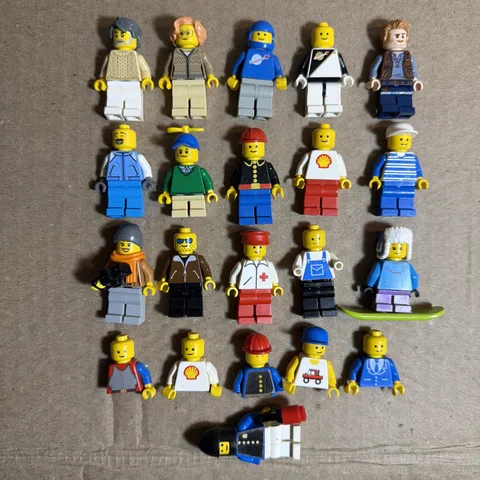 LEGO Minifigure Lot - Mixed City Space Classic Town People Owen Grady Parts LOT